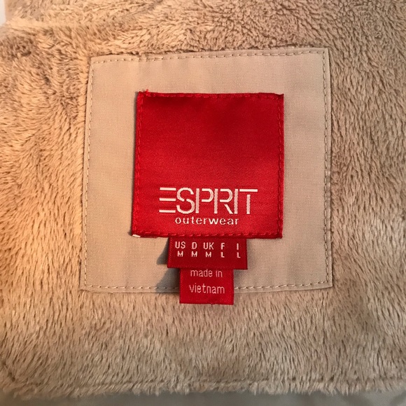Esprit quilted jacket - Picture 5 of 6